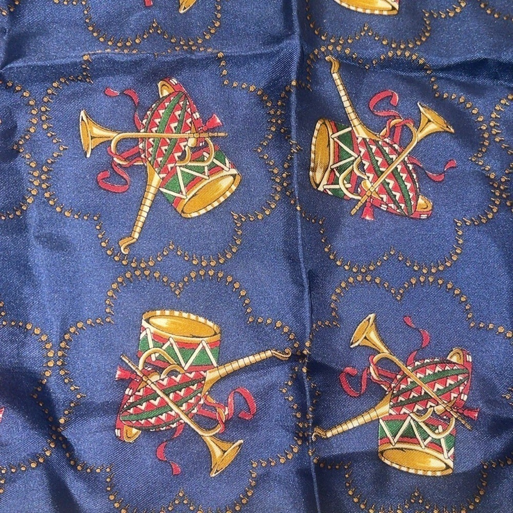 Salvatore Ferragamo Women's Silk Scarf 16” x 16” - Picture 2 of 4
